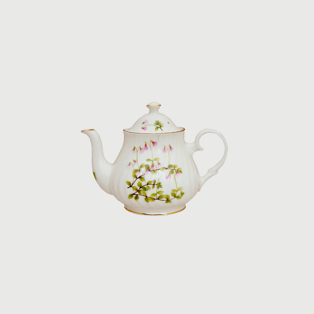 Linnea Flower 6-Cup Teapot