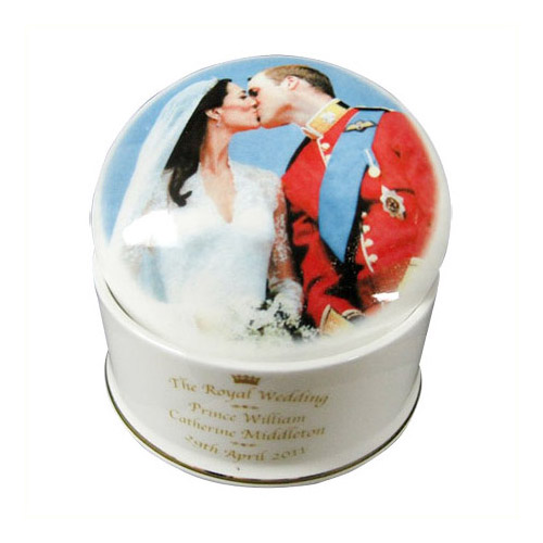Royal Wedding Trinket Box, The Kiss